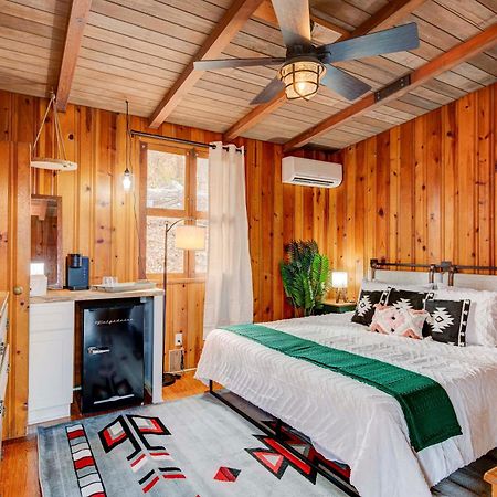 The Furry Lodge Double Ste 2&3 Waynesville Exterior foto
